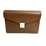 Pre-owned Leather clutches