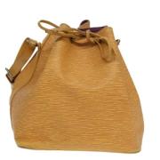 Pre-owned Leather louis-vuitton-bags