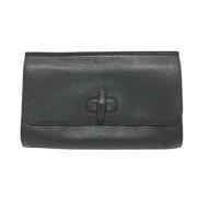 Pre-owned Leather clutches