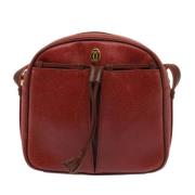 Pre-owned Leather shoulder-bags