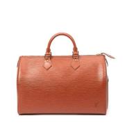 Pre-owned Leather handbags