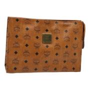 Pre-owned Leather clutches