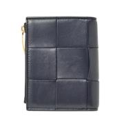 Pre-owned Leather wallets