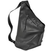 Pre-owned Leather shoulder-bags