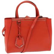 Pre-owned Leather handbags