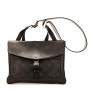 Pre-owned Leather handbags