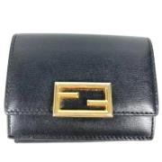 Pre-owned Leather wallets