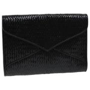 Pre-owned Leather clutches