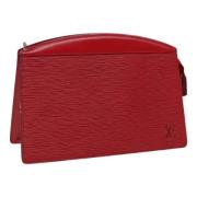 Pre-owned Leather clutches