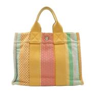 Pre-owned Canvas totes