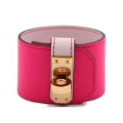 Pre-owned Leather bracelets