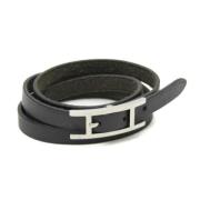 Pre-owned Leather bracelets