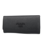 Pre-owned Leather wallets