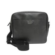 Pre-owned Leather shoulder-bags