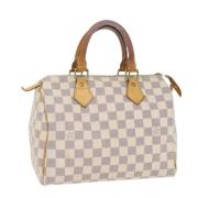 Pre-owned Canvas handbags