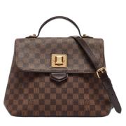 Pre-owned Leather handbags