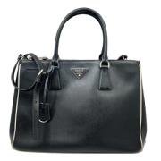 Pre-owned Leather prada-bags