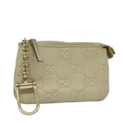 Pre-owned Canvas handbags