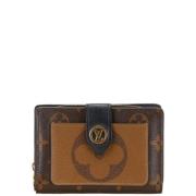 Pre-owned Leather wallets