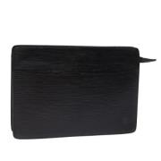 Pre-owned Leather clutches