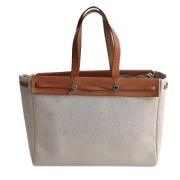 Pre-owned Leather handbags