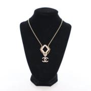 Pre-owned Metal chanel-jewelry