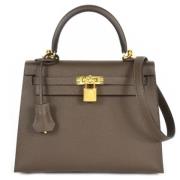 Pre-owned Leather handbags