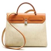 Pre-owned Leather handbags