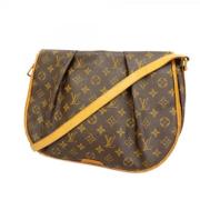 Pre-owned Canvas louis-vuitton-bags