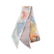 Pre-owned Silk scarves