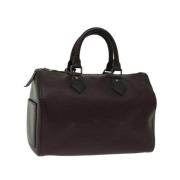 Pre-owned Leather handbags