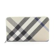 Pre-owned Fabric wallets