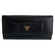 Pre-owned Leather wallets