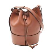 Pre-owned Leather shoulder-bags