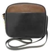 Pre-owned Leather shoulder-bags