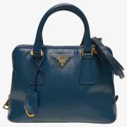 Pre-owned Leather handbags