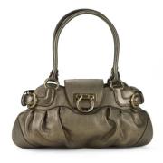 Pre-owned Leather handbags