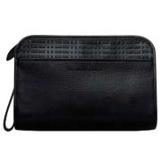 Pre-owned Leather clutches