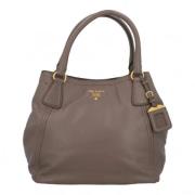 Pre-owned Leather handbags