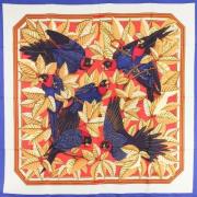 Pre-owned Silk scarves