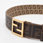 Pre-owned Canvas belts