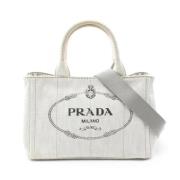 Pre-owned Canvas handbags