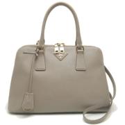 Pre-owned Leather handbags