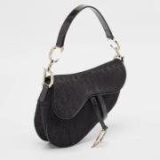 Pre-owned Canvas handbags