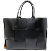 Pre-owned Leather handbags