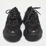 Pre-owned Leather sneakers