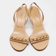 Pre-owned Fabric sandals