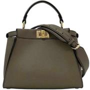 Pre-owned Leather fendi-bags