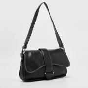 Pre-owned Leather shoulder-bags