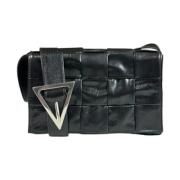 Pre-owned Leather shoulder-bags